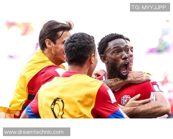 哥斯达黎加与洪都拉斯激战正酣足球盛宴引发球迷热情四溢